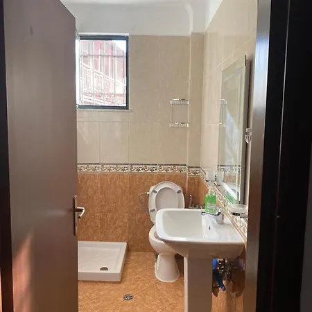 Apartment Ela *